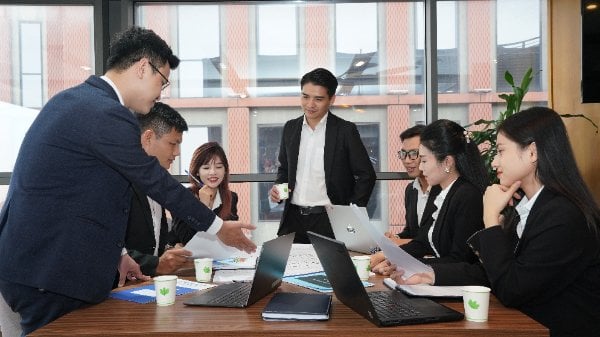 Hình ảnh CÔNG TY CỔ PHẦN EUROWINDOW HOLDING 1